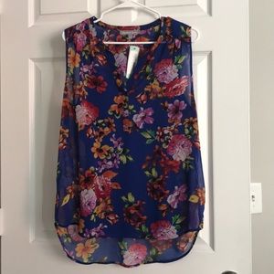 Sleeveless blouse